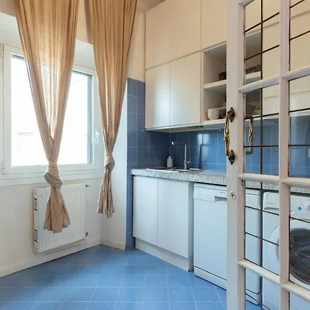 Artists' Attic *