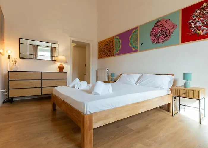 Artists' Attic * Rom